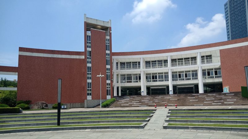 电子加工合同模板：揭秘关键要素与选择要点